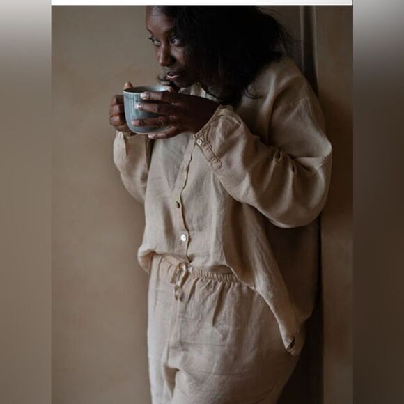 THE SIMPLE FOLK Relaxed-Fit Linen Pajama Shirt - Picture 2 of 6